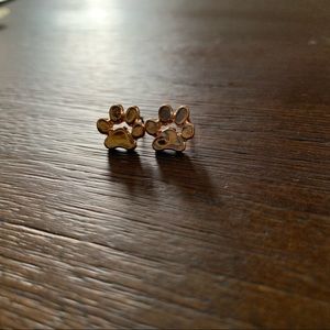 BOGO Paw Print Stud Earring-Gold, RoseGold, Silver